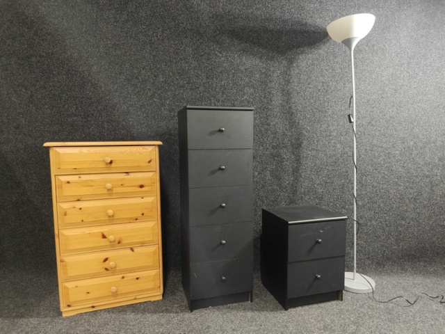 1532481-1 3 st byråer & Golvlampa Ikea Tågarp