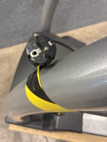 1532436-8 Löpband Cybex 550T