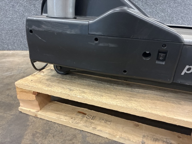 1532436-10 Löpband Cybex 550T
