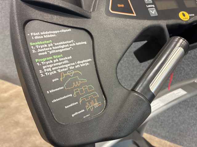 1532436-14 Löpband Cybex 550T