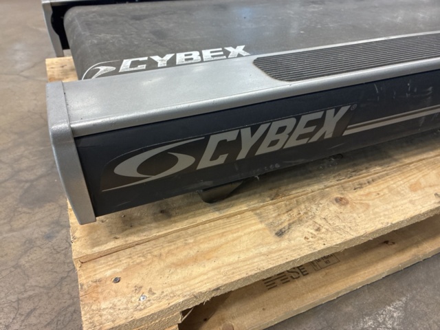 1532436-24 Löpband Cybex 550T