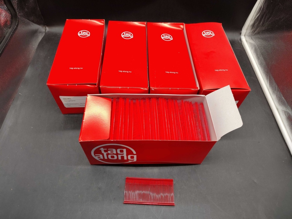 1530810-1 Marking pins, 50,000 pcs - Tagalong Express, 50 mm, red