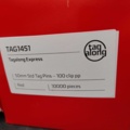 1530811-2 Märkpins, 50 000 st - Tagalong Express, 50 mm, röda