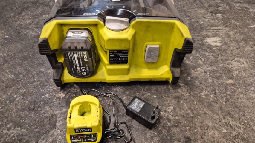 1532760-5 Sopmaskin Ryobi R18SW 3 med batteri och laddare