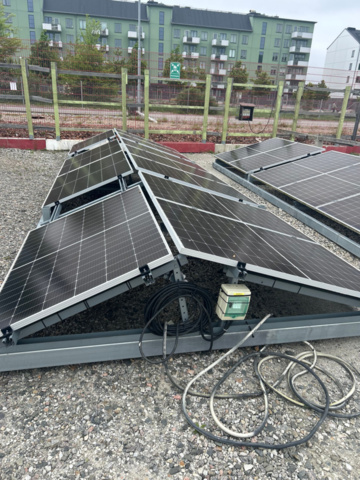 1531012-5 Solcellspaneler med växelriktare och panelställning - Solarwatt Panel vision AM 4.0 (405 Wp)