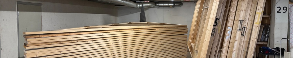 Image representing the auction - Disposal of wooden frames