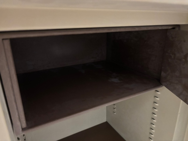1499769-4 Brandsäkert värdeskåp - Hadak