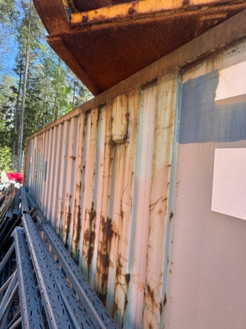 1405814-17 20-fots container med innehåll