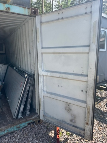 1405815-7 20-fots container