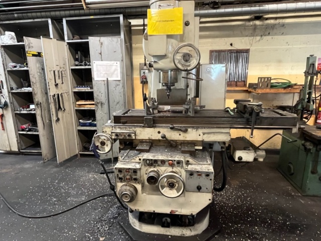1532784-2 Vertikalfräs Köping VF21