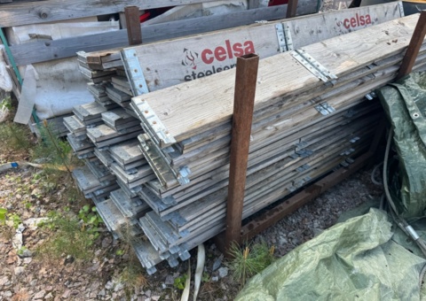 Pallet collars