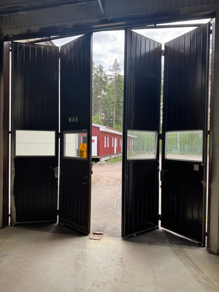 1405850-1 Port