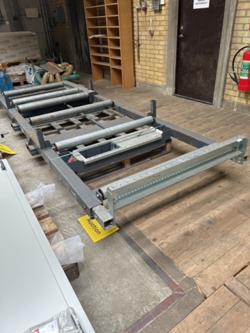 1521770-6 Load carrier with roller conveyor - EAB Type 824000000