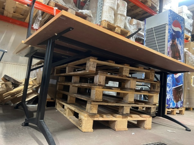 1532890-3 3 st bord