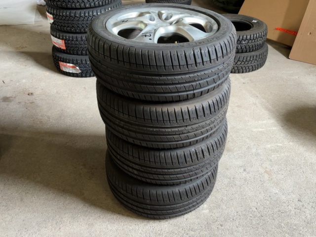 1499856-1 Summer tires on aluminum rims 4 pcs - Porsche
