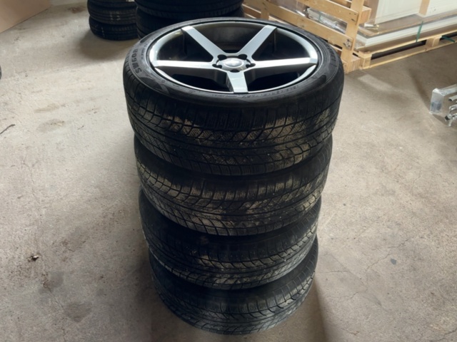 1499857-1 Rims with tires 4 pcs - ABS - Goodyear