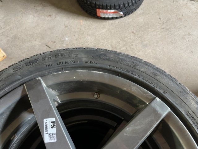 1499857-5 Rims with tires 4 pcs - ABS - Goodyear