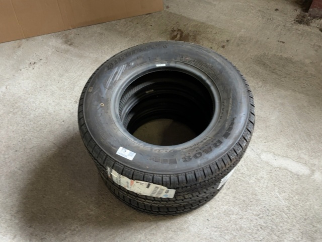 1499858-1 Tires 4 pcs - Hankook Dynapro HP RA23