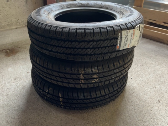 1499858-3 Tires 4 pcs - Hankook Dynapro HP RA23