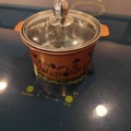 1485205-15 Hotpot bord med värmeplattor, stolar och grytor