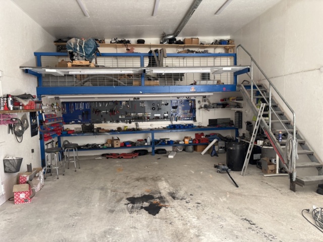 1505933-2 Site-built mezzanine floor for dismantling