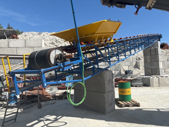1505934-3 Transportband med mottagarficka