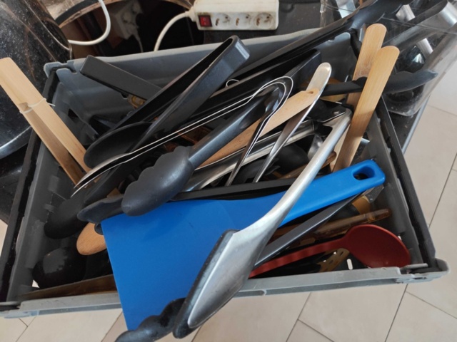 1485230-3 Diverse köksredskap