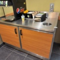 1532901-3 Serveringsstation med avfallsinkast