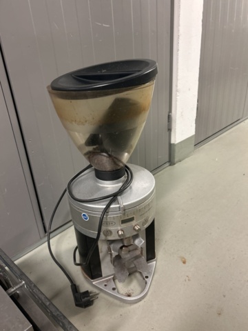 1521752-4 Diverse restaurangutrustning - Robot Coupe, m.m.