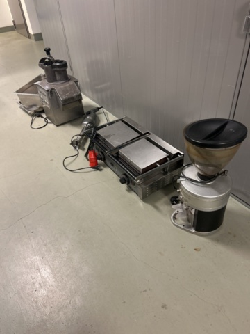 1521752-10 Diverse restaurangutrustning - Robot Coupe, m.m.