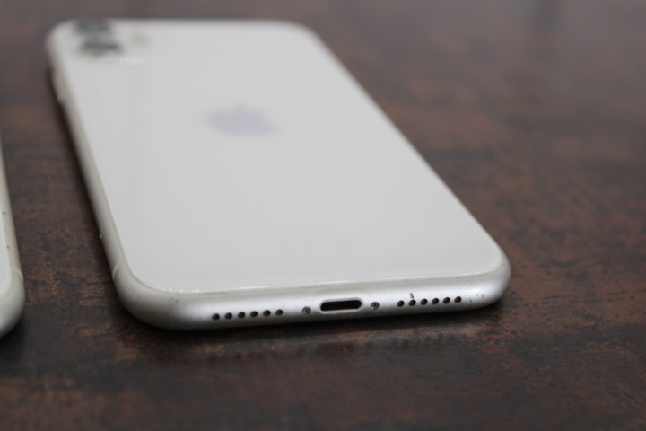 1531786-15 Mobile phones iPhone 11 64GB, 5 pcs