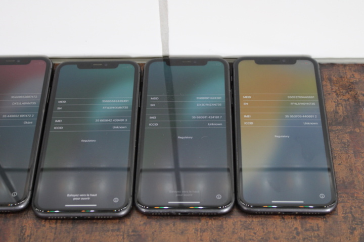 1531787-2 Mobiltelefoner iPhone 11 64GB, 5 st (svarta)