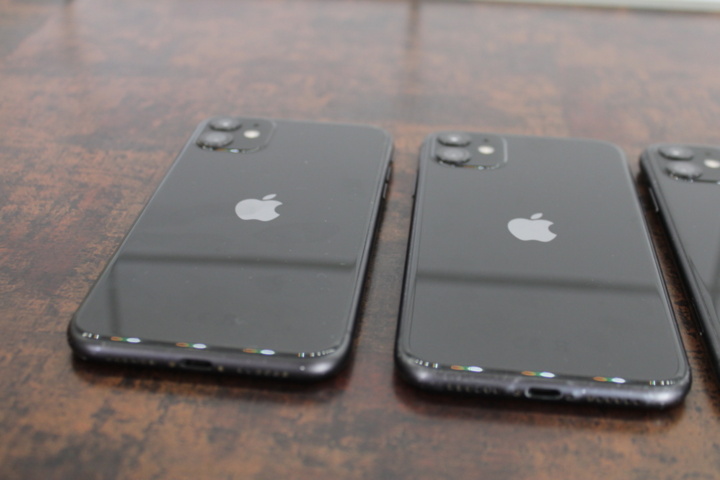 1531787-18 Mobiltelefoner iPhone 11 64GB, 5 st (svarta)