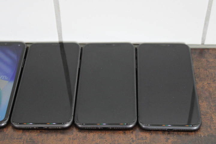 1531788-3 Mobile phones iPhone 11 64GB, 5 pcs