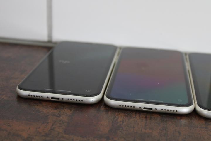 1531789-5 Mobiltelefoner iPhone 11 64GB, 5 st (vita)