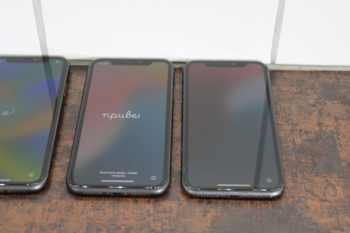 1531791-4 Mobiltelefoner iPhone 11 64GB, 5 st (svarta)