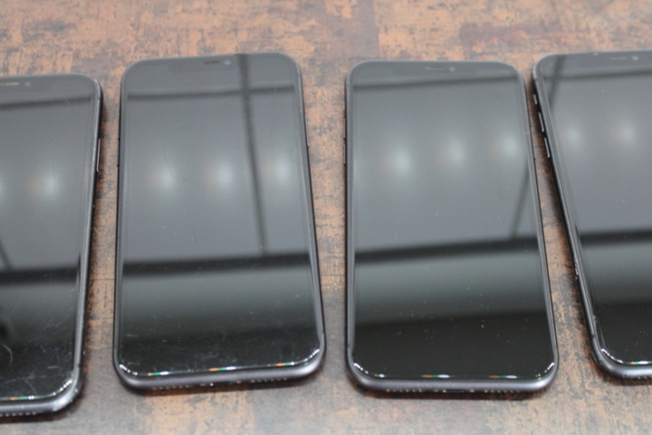 1531791-9 Mobiltelefoner iPhone 11 64GB, 5 st (svarta)