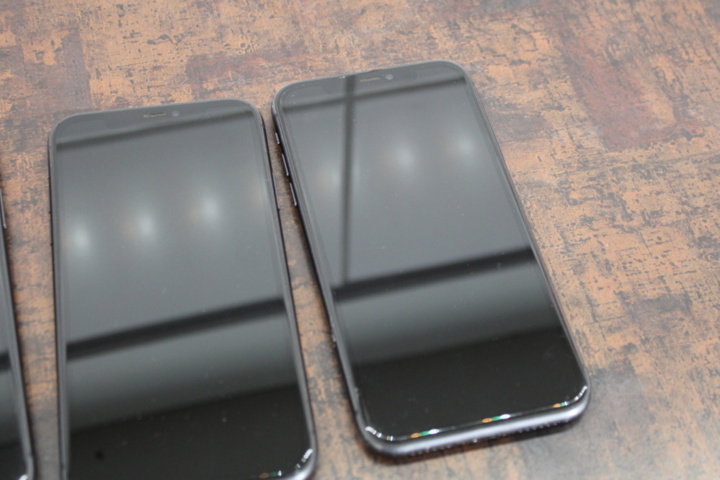 1531791-10 Mobiltelefoner iPhone 11 64GB, 5 st (svarta)
