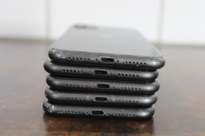 1531791-14 Mobiltelefoner iPhone 11 64GB, 5 st (svarta)