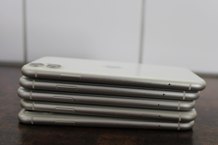 1531793-12 Mobile phones iPhone 11 64GB, 5 pcs