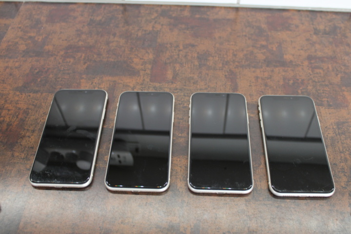 1531794-6 Mobile phones iPhone 11 64GB, 4 pcs (white)