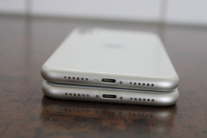 1531798-7 Mobile phones iPhone 11 64GB, 2 pcs (better condition)