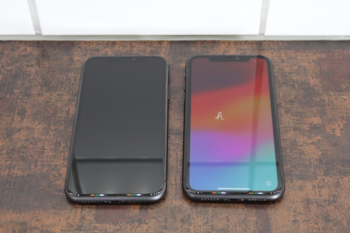 1531800-1 Mobile phones iPhone 11 64GB, 2 pcs (better condition)