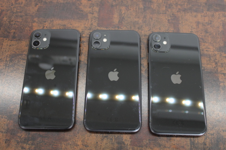 1531802-6 Mobile phones iPhone 11 64GB, 3 pcs (better condition)