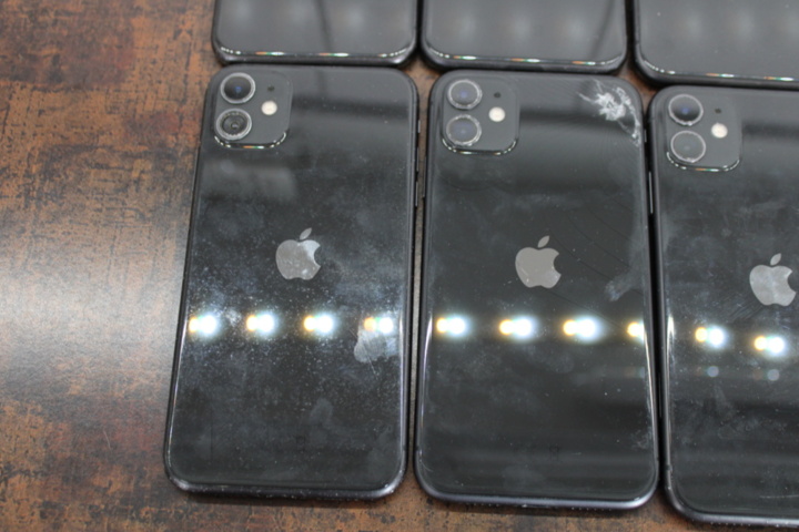 1531804-7 Mobile phones iPhone 11 64GB, pcs (bad condition)