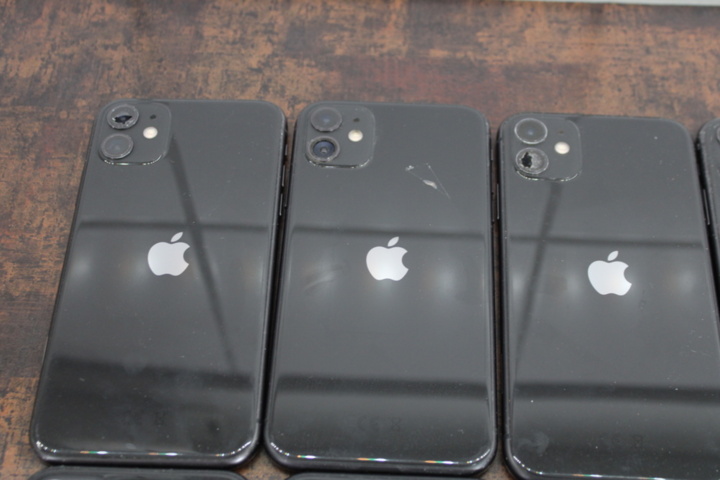 1531804-8 Mobile phones iPhone 11 64GB, pcs (bad condition)