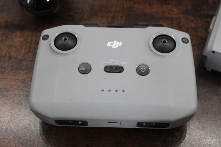 1531810-3 Drone DJI Air 2S