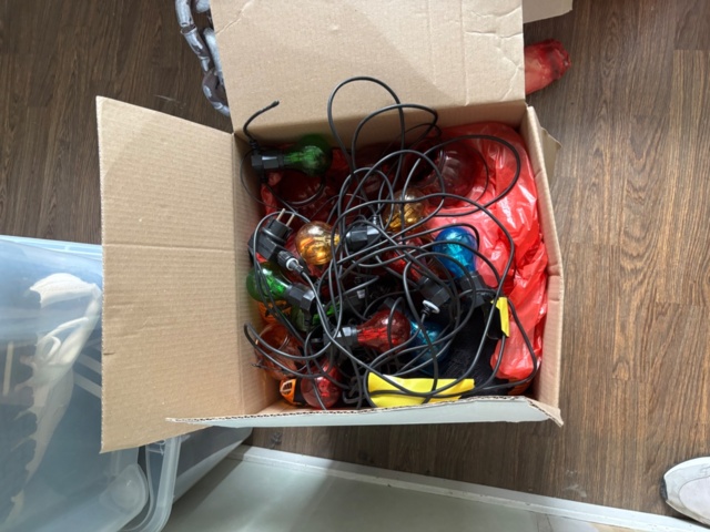 1475253-2 Halloween decorations and props - Mixed lot