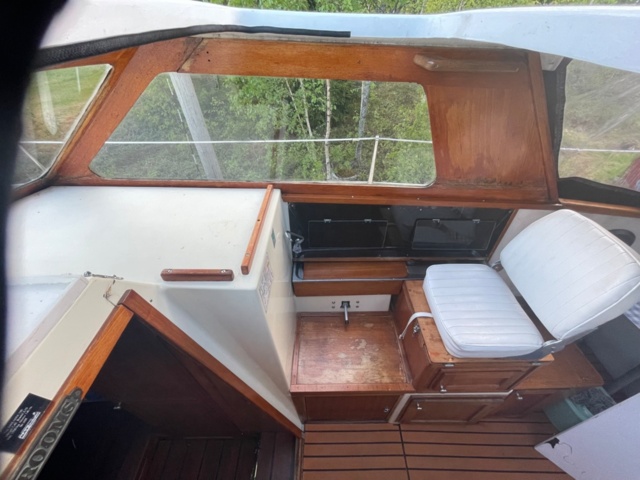1458063-8 Motor boat with trailer - Swemax 750