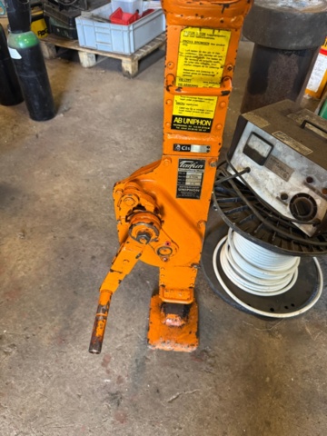 1405865-1 5 tons domkraft / maskindomkraft